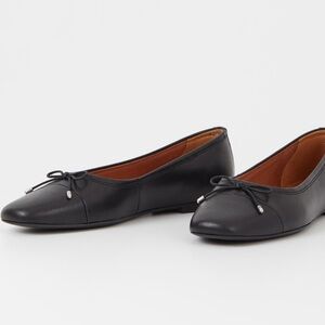 Vagabond Black Leather Ballet Flats – Size 39 (US 9)